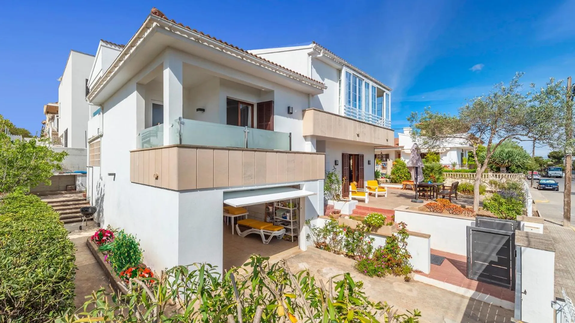 Villa Magraner By Sealand Villas contacts