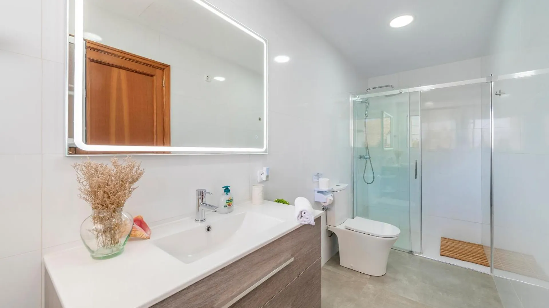 Villa Magraner By Sealand Villas Can Picafort  Spain